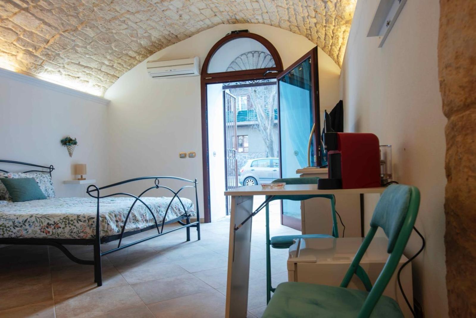 Domatio Melissa Hotel Sassari Exterior photo